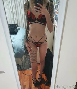 This is one of my favourite lingerie sets and i lost the underwear