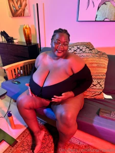 Your favorite model is back on camera it was a goood 2 month break part 2