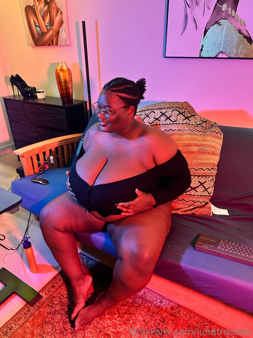 Your favorite model is back on camera it was a goood 2 month break part 5 