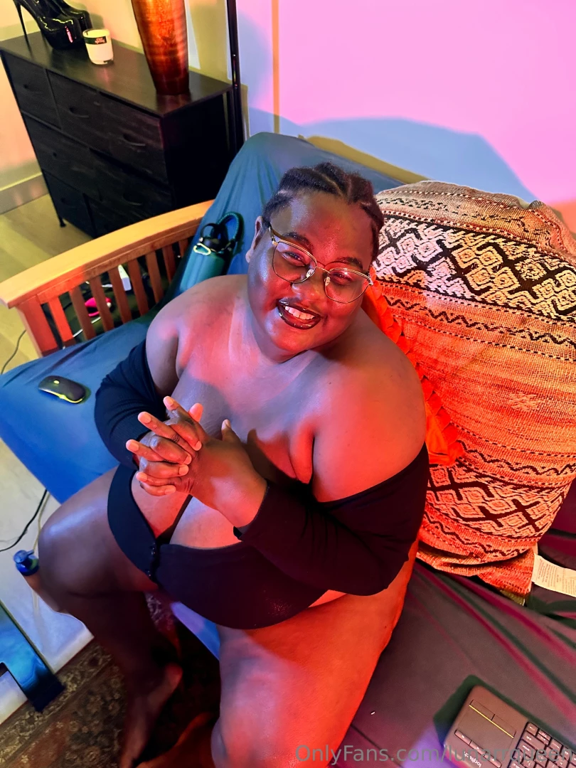 Your favorite model is back on camera it was a goood 2 month break part 1 