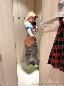 Free subscription for the first 50 followers countryblond dm her show part 2129