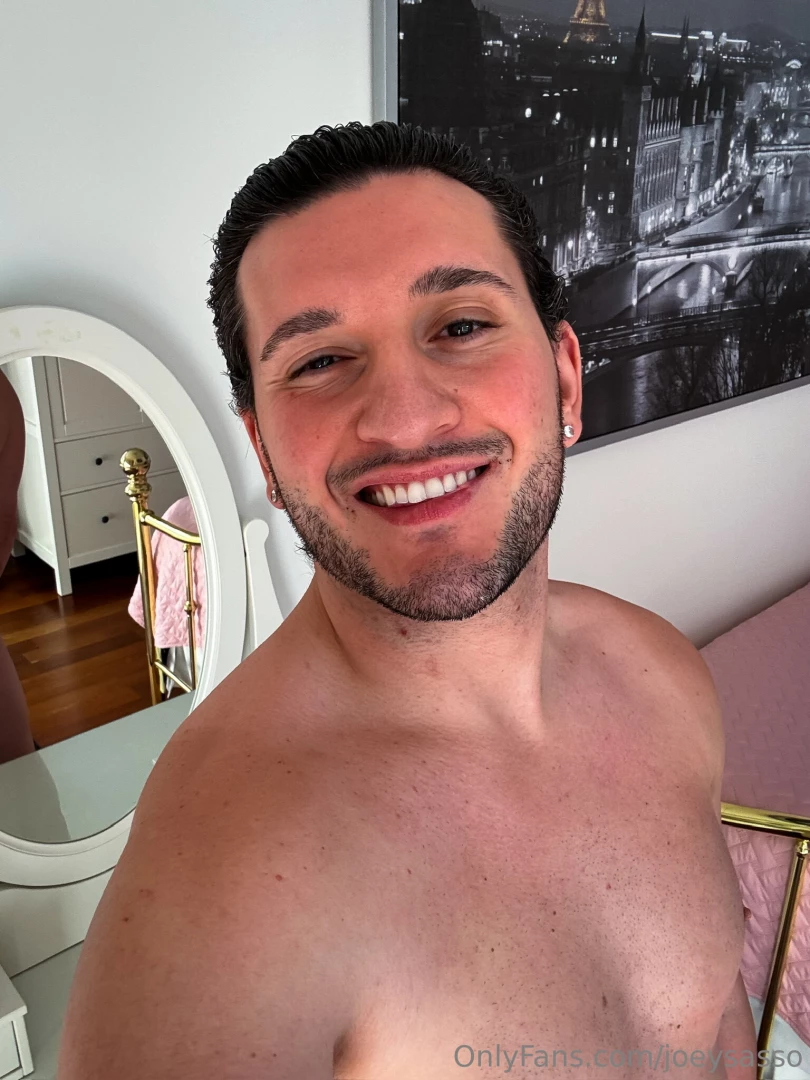 In a world full of shit sometimes you just got to smile 