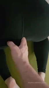 Simontheone is not the professional yoga teacher he told me he was new