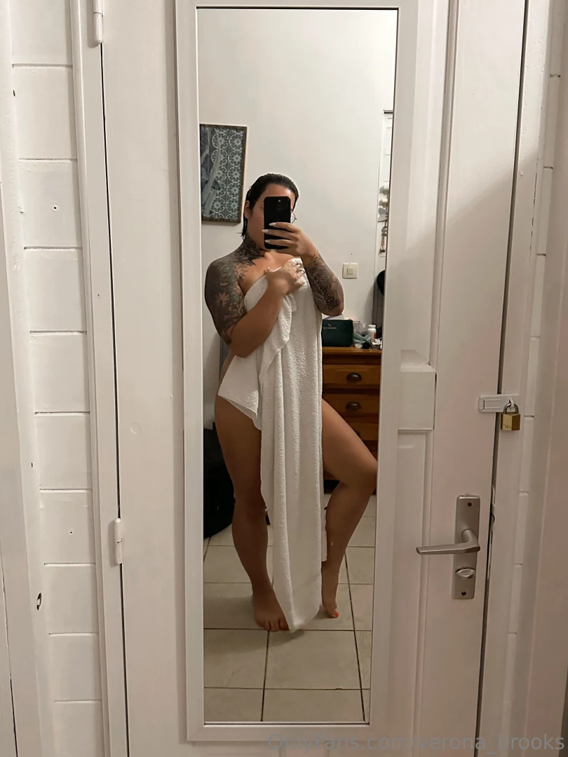 No towel fully nude on my vip page relaxwithverona 