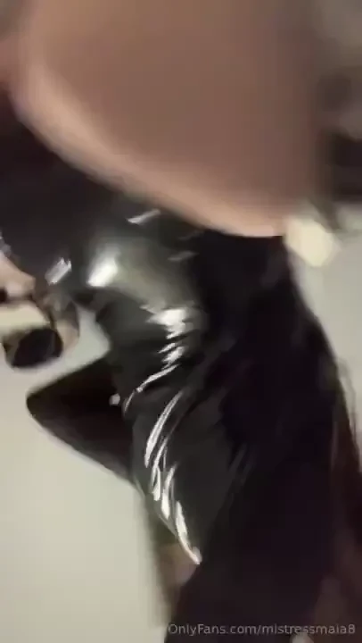 Who likes latex i took these sexy pics and clips for when i m on my part 3 