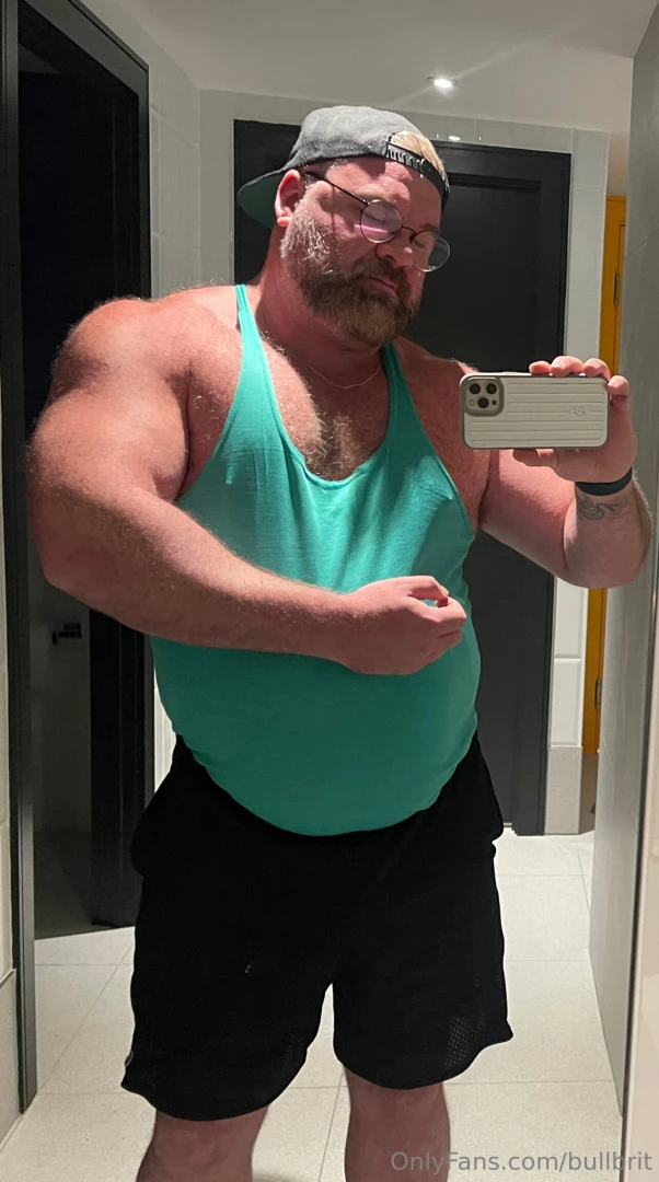 Sweaty flexing part 6 