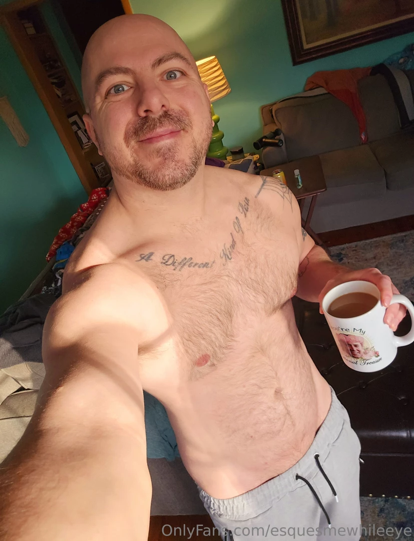 Good morning fans lots of goodies in your dms gobble them up and make 