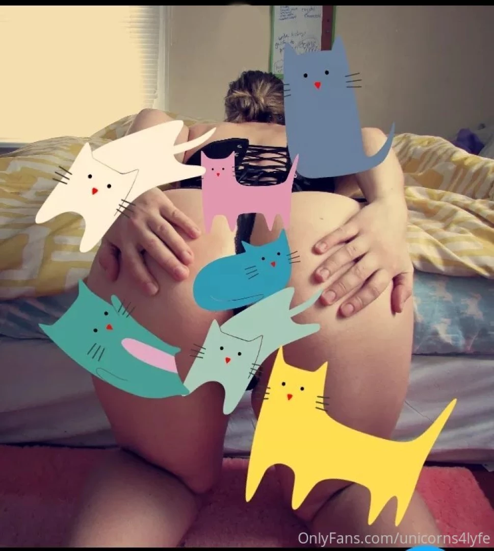 So once upon a time i got started taking nudes through yikyak really 