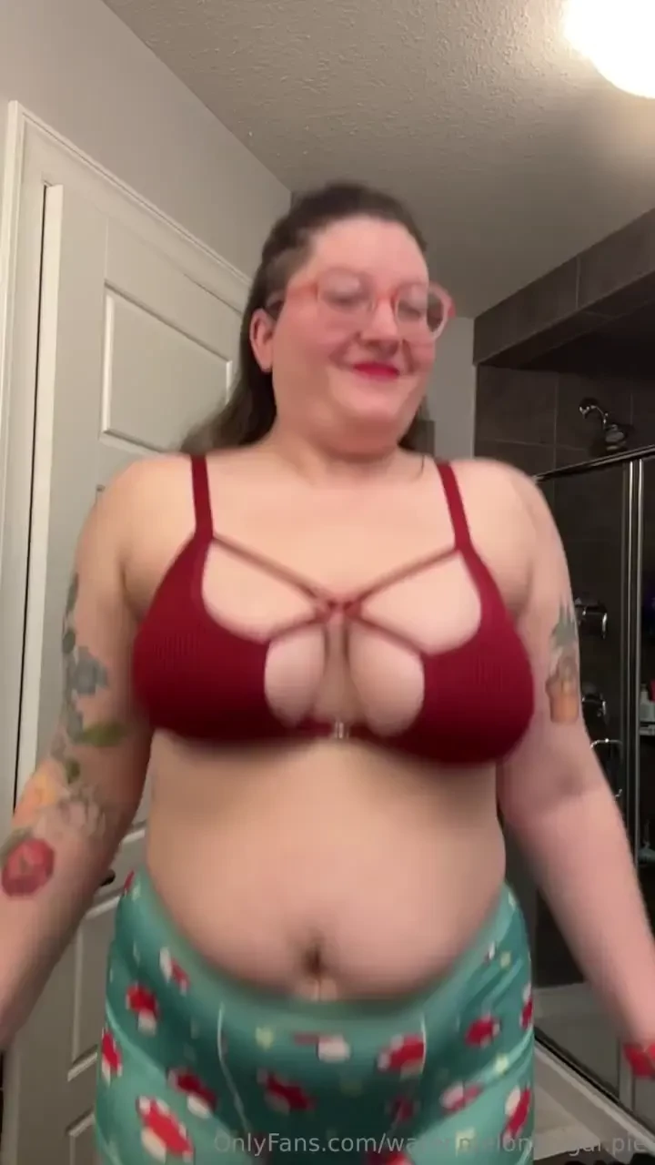 Jumping with excitement that it s the weekend and i may be hooking up 