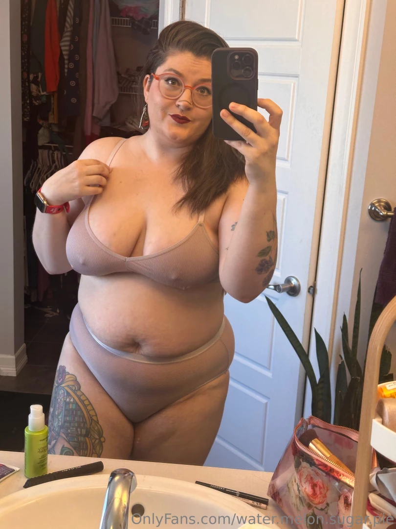 Feelin myself would you like to feel me too 