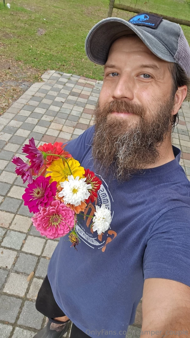 Pre-hurricane flower harvest 