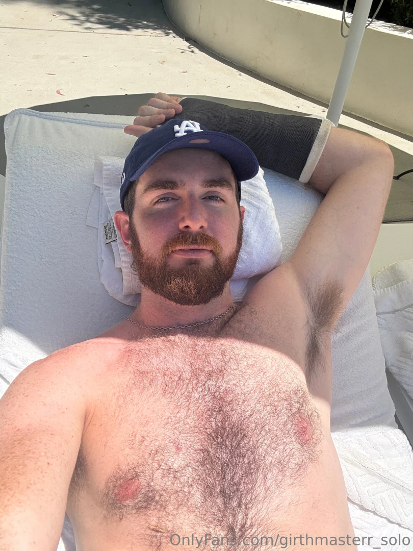 Soak up some sun with me 