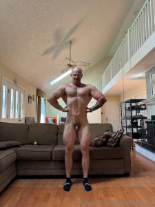 Thought i was looking kinda decent size wise today losing a little bit part 2