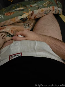 See me play without underwear on at hot4youvip