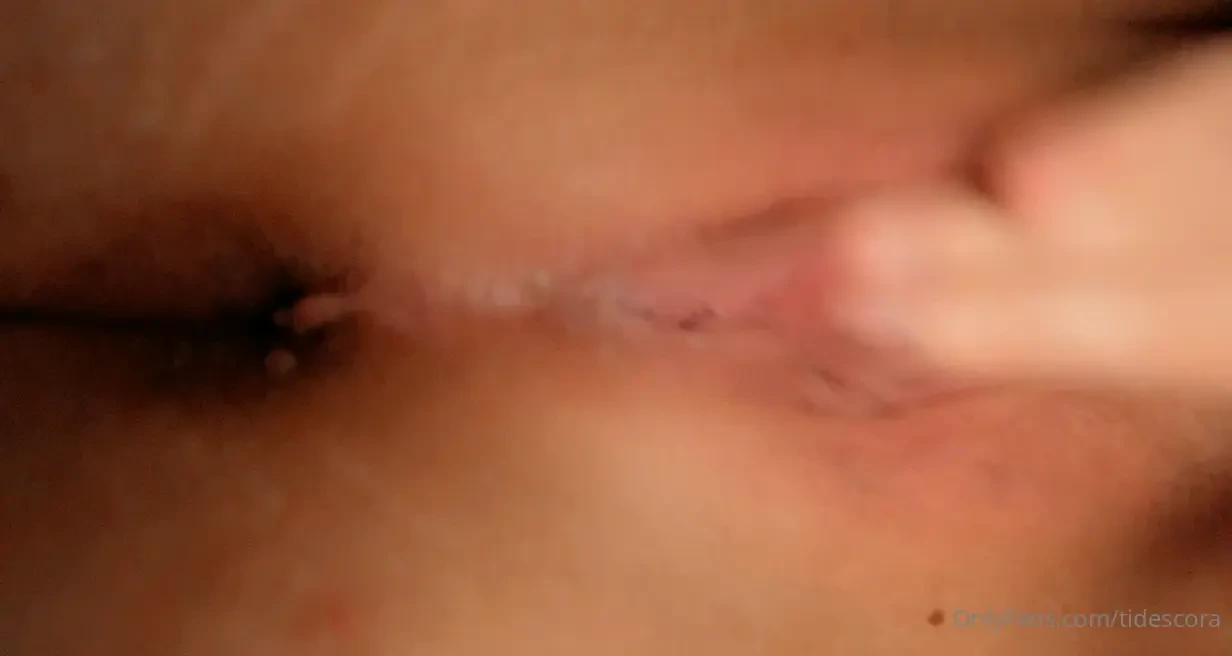 A tit pic and a wet pussy clip part 2 