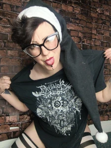 Merry metal chrysler mini xmas shoot will be available soon