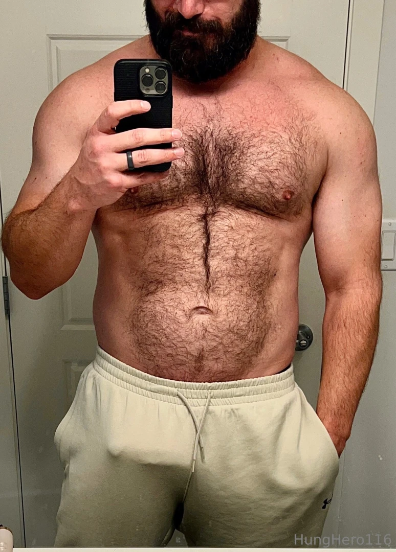 I m liking these new pants 