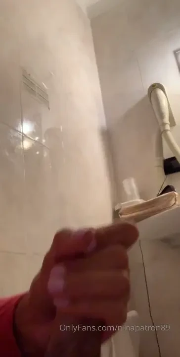 Been so horny in this trip to europe 