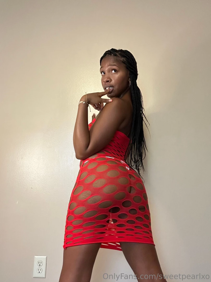 Full twerk video in this outfit on my vip feed xosweetpearl or ppv dm 