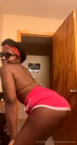 It s finna be a hot ass summer