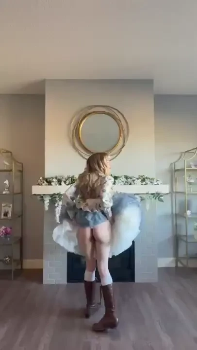 Just a little peek part 44 