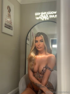 Better in this set or naked swipe to see the naked version