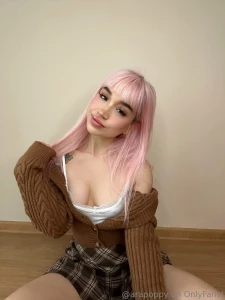 Some innocent pics for you feed haha