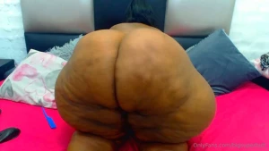 Clapping my giant ass the claps are so loud do you like how this big part 1