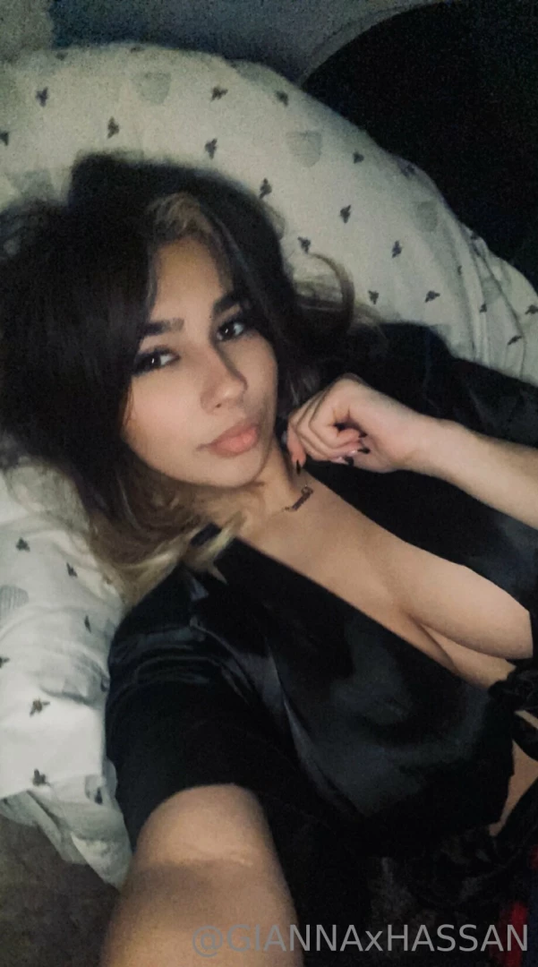 Hey guys if you want a custom text me on here i only answer people 