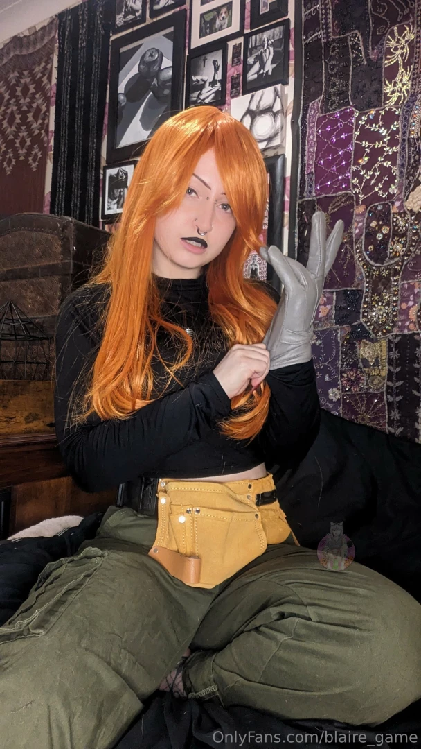 Kim possible theme plays 