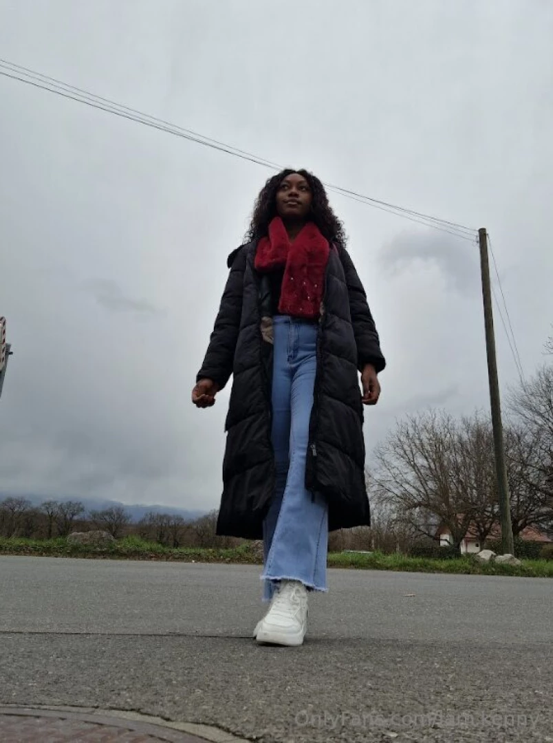 Bored and in need of some excitement who s ready to keep me company 