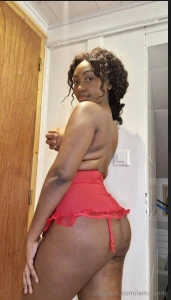 Take a peak on whats under like what you seeee