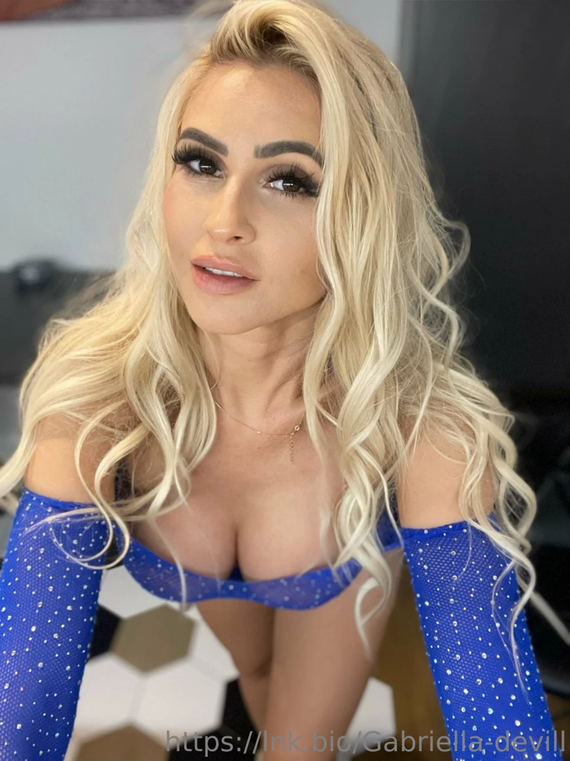 I like my bed but right now i just want to be in yours 