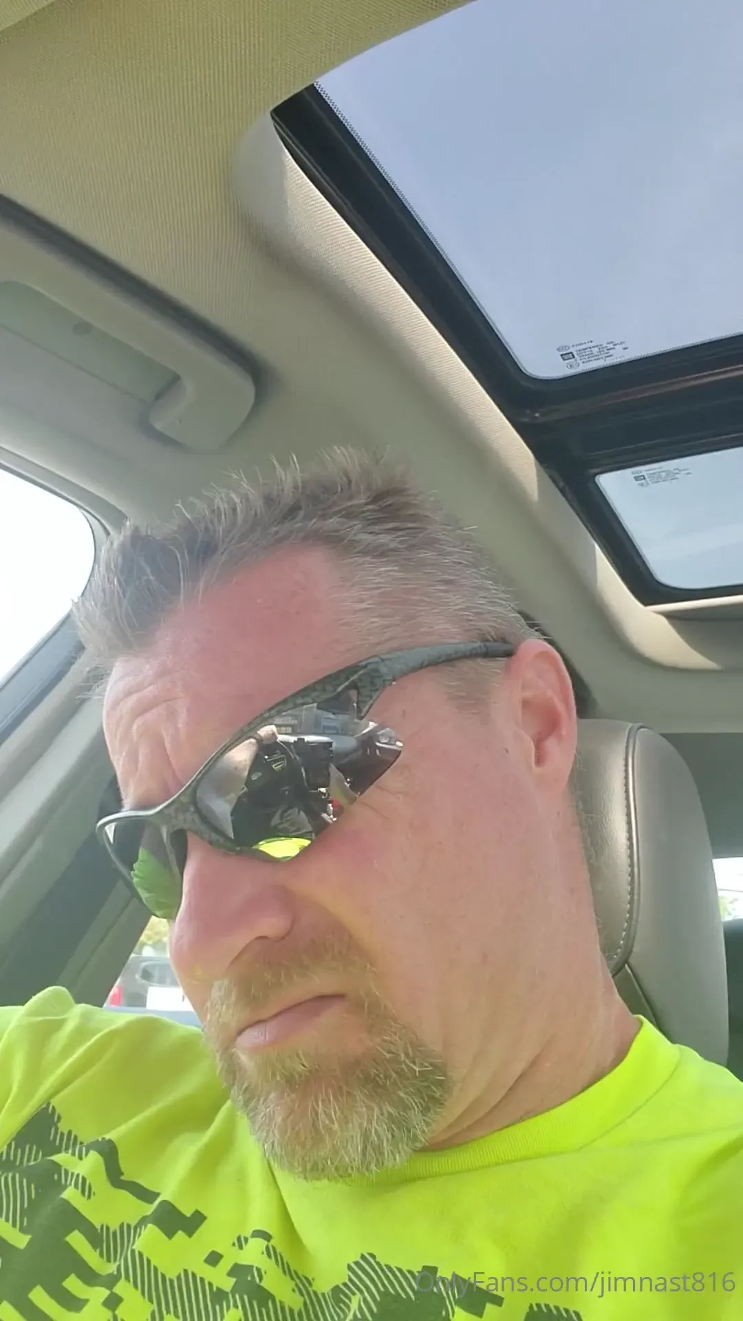 Pay for my hair cut and i ll send you a special dm 