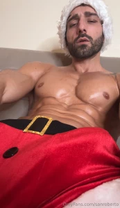 A special image you ll definitely want to see i m in my new year s eve