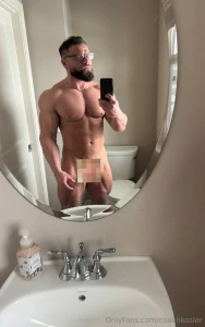 This mornings physique update did a pretty big carb load the last 12