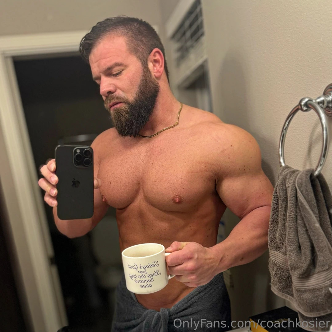 You got 2025 physique goals reach out for my online coaching options 