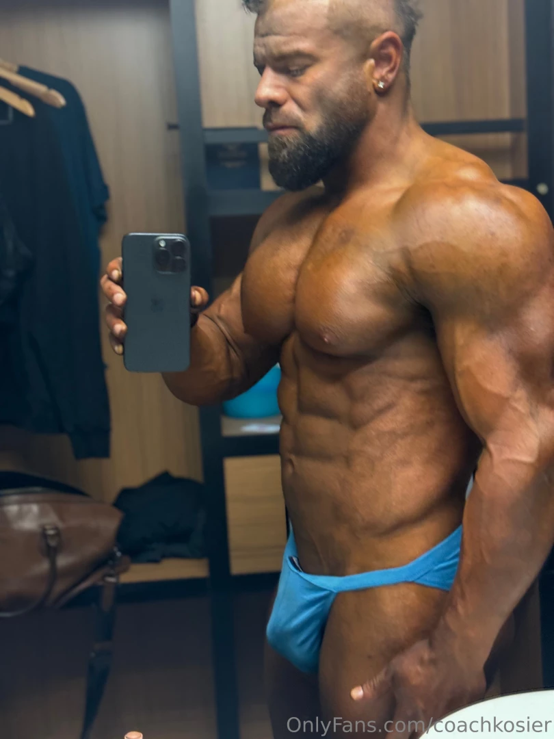 Throwback to game day with me in the undies i wore yesterday 