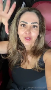 I m not the only one that does this right