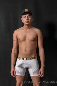 Chulounderwear shoot with joandry