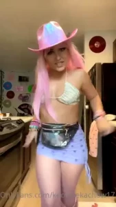 Can t wait to see paramore and taylor swift