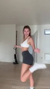 Get ready with me getting ready for the gym this morning from fully