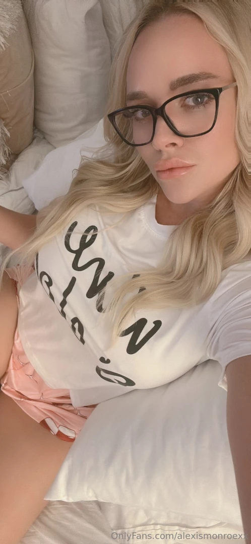 Who wants to see my newest video content 
