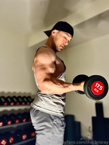 Who else has an arms day planned for flex friday