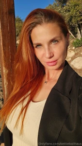 Hey zuckerhase wenn du magst g nn dir mein vip abo und chatte