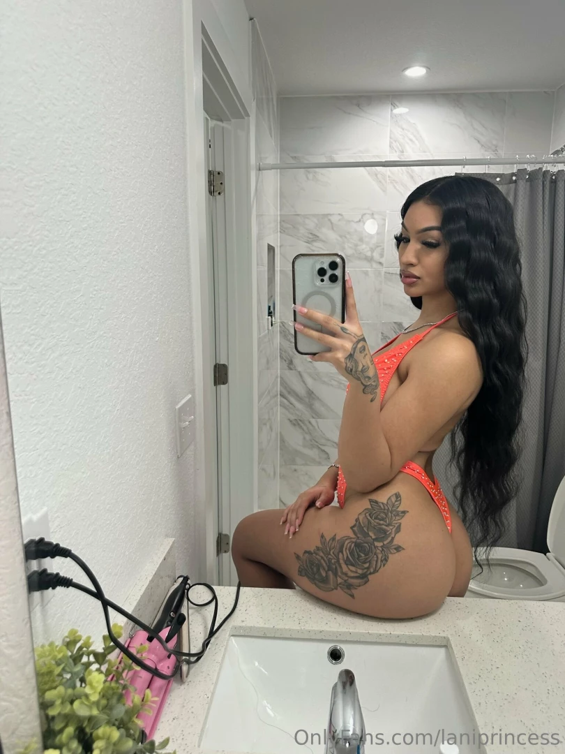 New content in ur dms 