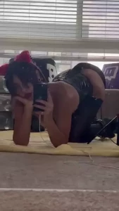 I love when you make me purrrr i ve been sad lately so petplay has