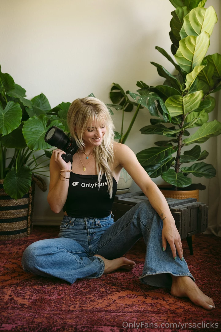 Happy girls are the prettiest part 33 