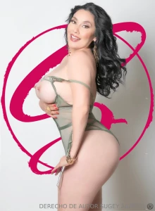 Nada mejor que iniciar la semana con una gran sonrisa pensando en ti