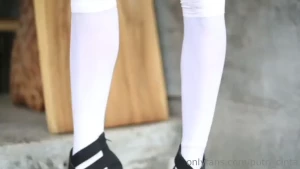 How you like me in my school uniform